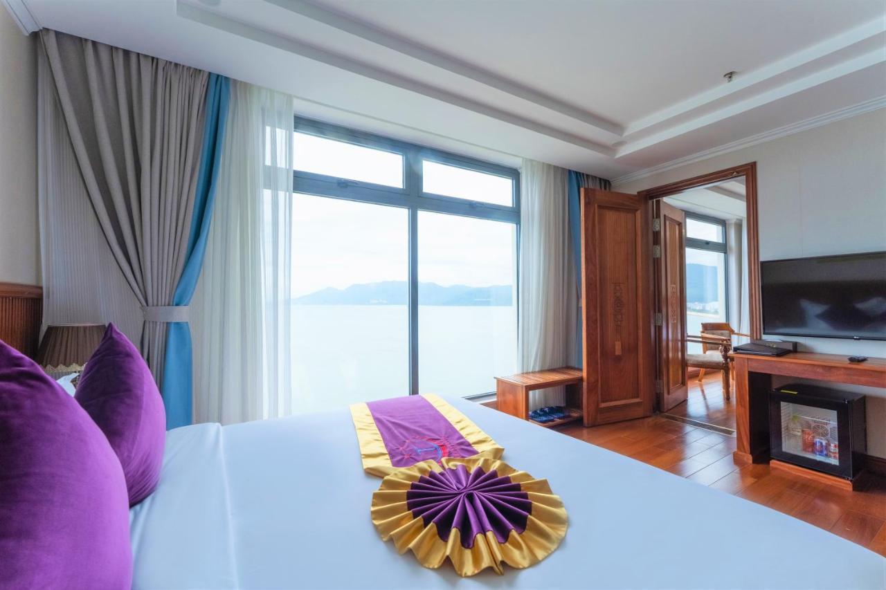 Vietnam Taste Hotel Quy Nhon - Beachfront Exterior foto